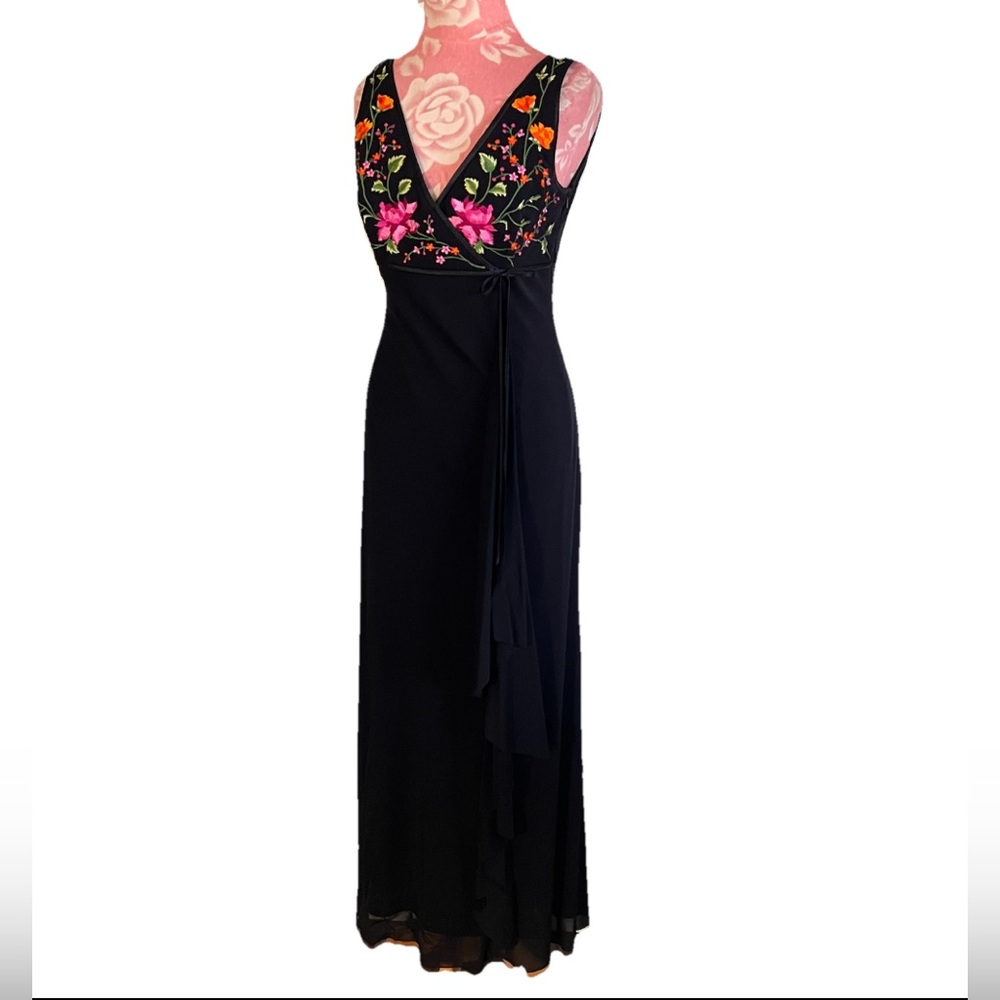 Vintage 90s Y2k Dusk Black Embroidered Size 10 Maxi Dress Ruffle Floral Evening